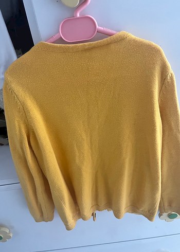 Sarı Düğmeli Kız Hırka - Görsel 2