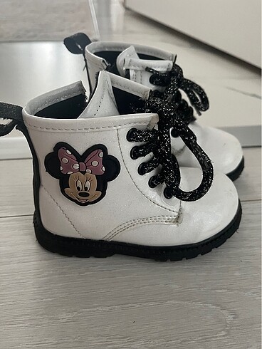 LC Waikiki Çocuk bot