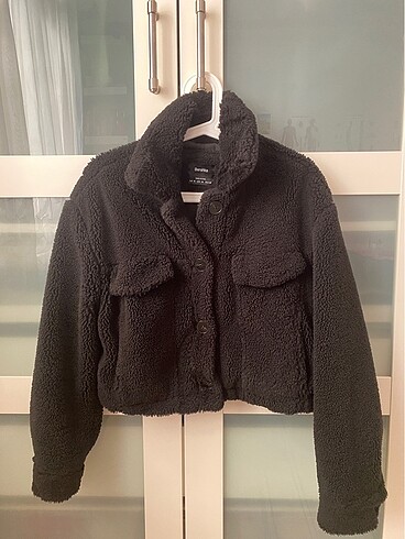 Bershka crop peluş ceket