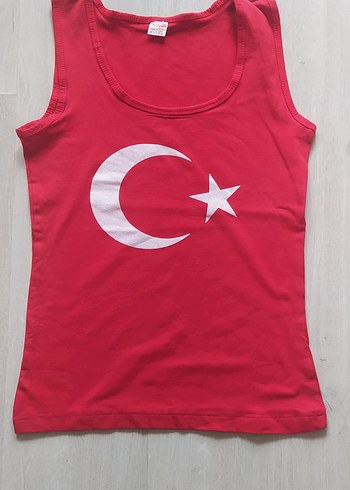 Kırmızı Baskılı Atlet