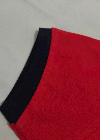 Kırmızı Düğmeli Erkek Polo Tişört - Görsel 2