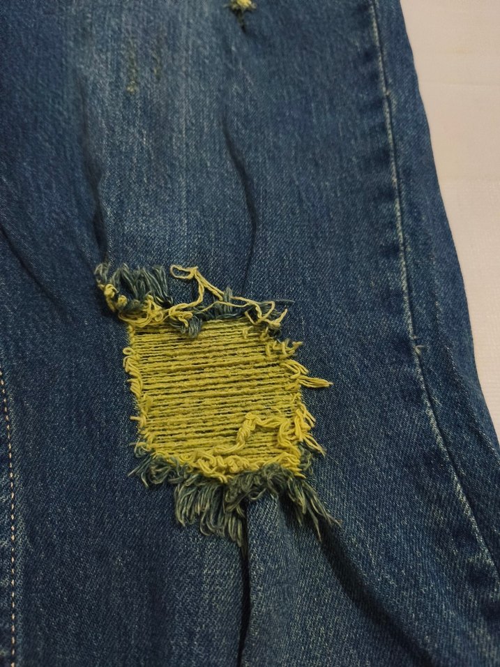 Yırtık Detaylı Mavi Bol Kesim Denim Pantolon - Görsel 2