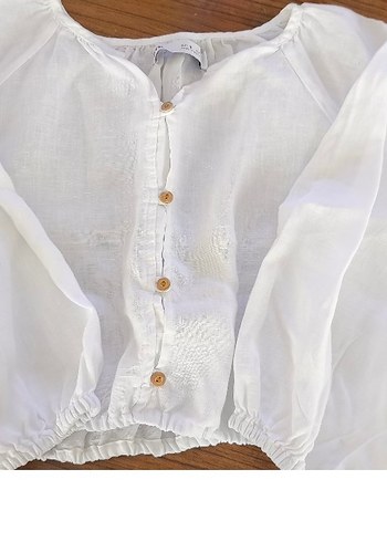 Kız Çocuk Beyaz Keten Düğmeli Bluz - Görsel 2