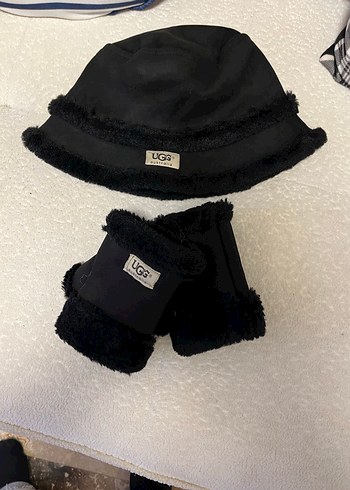 Siyah Kürklü Kadın Eldivenleri UG3 - Görsel 2