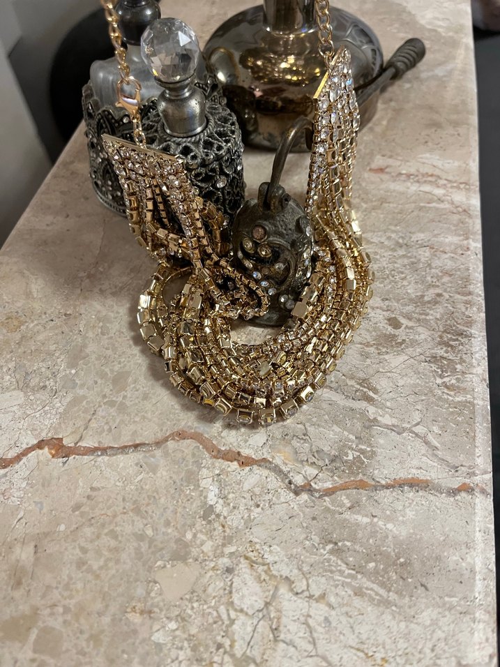 Altın Renkli Parlak Kadın choker - Görsel 4