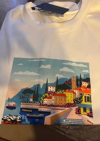 Beyaz Baskılı Kadın Tişört - Görsel 3