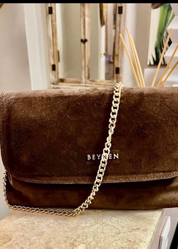Zincir Detaylı Kahverengi Süet Kadın Çanta - Görsel 2