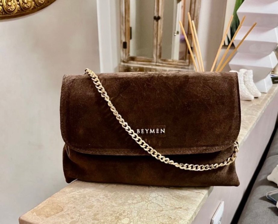 Zincir Detaylı Kahverengi Süet Kadın Çanta - Görsel 3