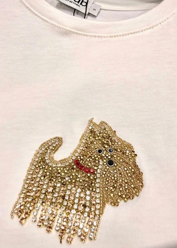Nakışlı Beyaz Tshirt - Görsel 3