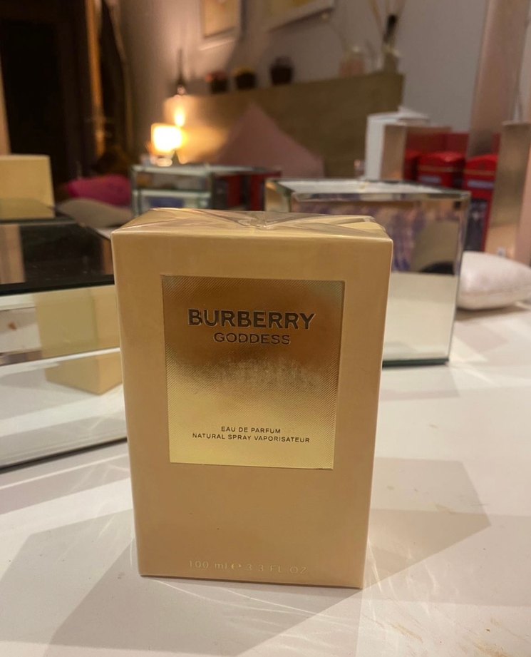 Burberry Goddess Kadın Parfümü 100 ml - Görsel 3