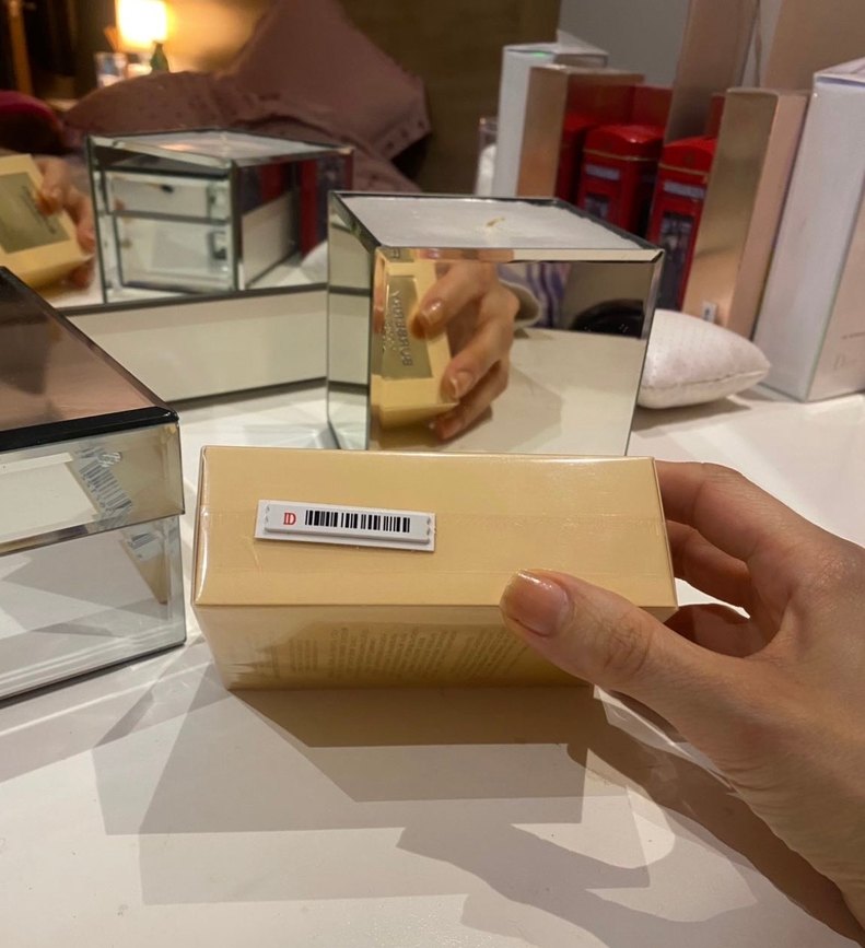 Burberry Goddess Kadın Parfümü 100 ml - Görsel 4