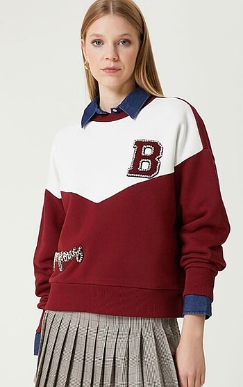 Sweatshirt