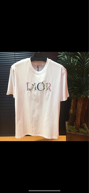 Dior T-shirt