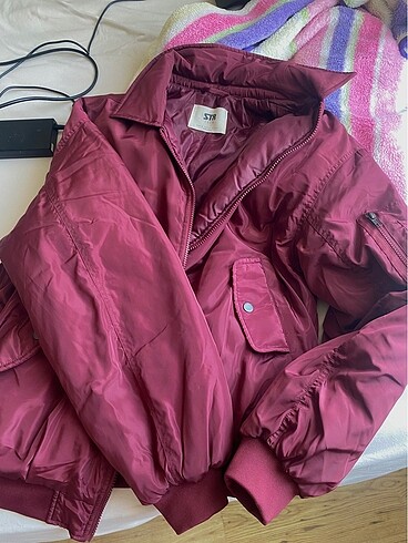 s Beden Stradivarius şişme bomber ceket