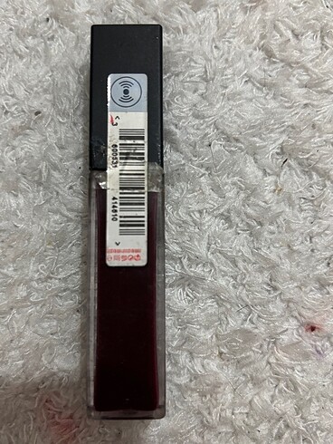 Maybelline maybelline vivid matte liquid 39 corrupt cranberry