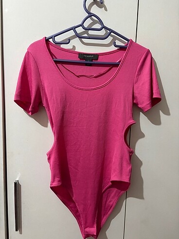 primark pembe body