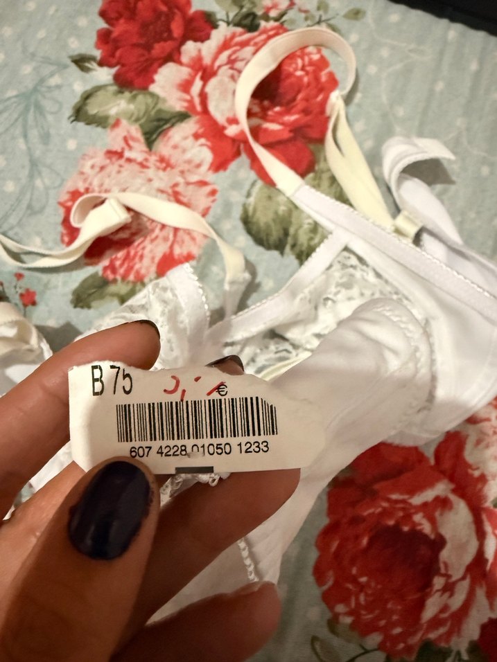 Beyaz Vintage Dantel Sütyen - Görsel 5