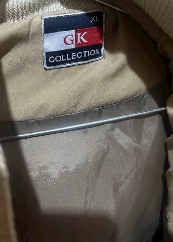 Bej Yüksek Yakalı Fermuarlı Kadın Yelek - Görsel 2