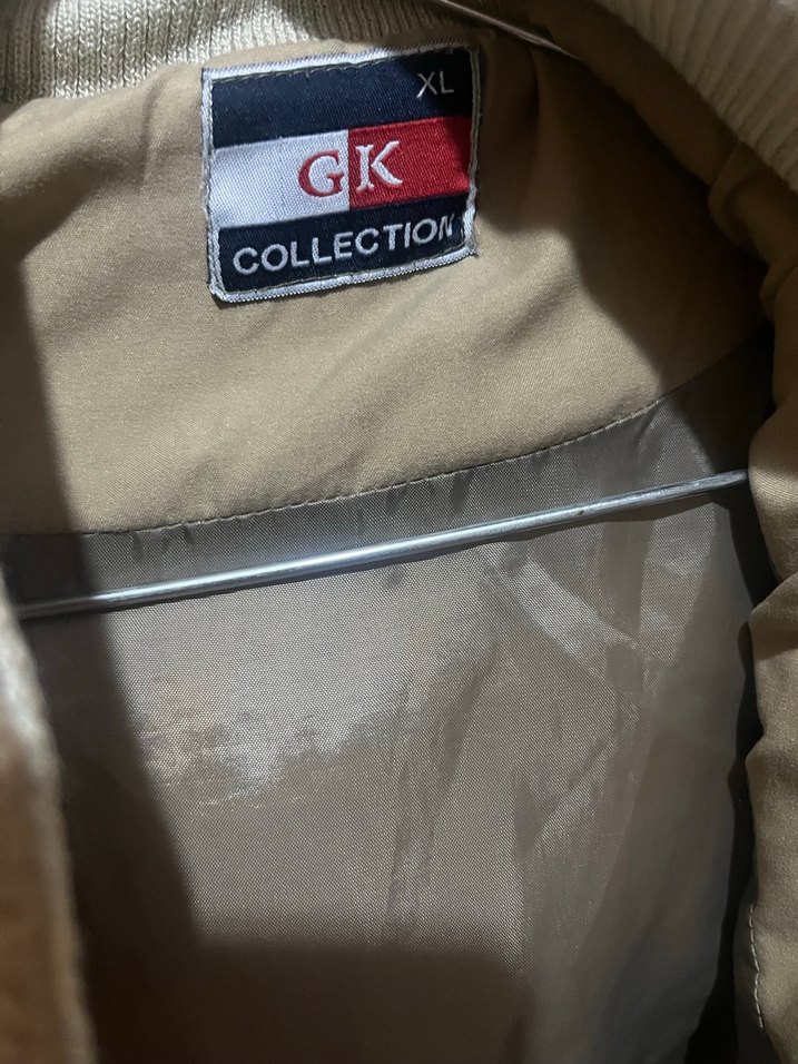 Bej Yüksek Yakalı Fermuarlı Kadın Yelek - Görsel 2