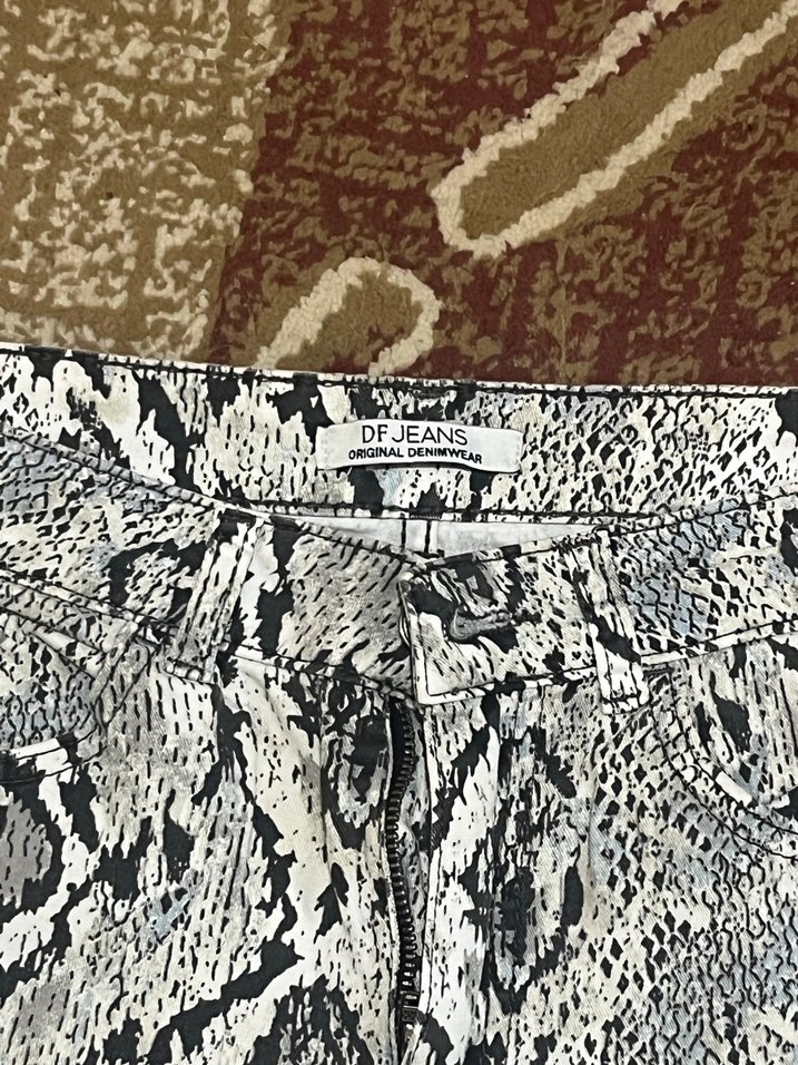 Yılan Desenli Kadın Kumaş Pantolon - Görsel 4