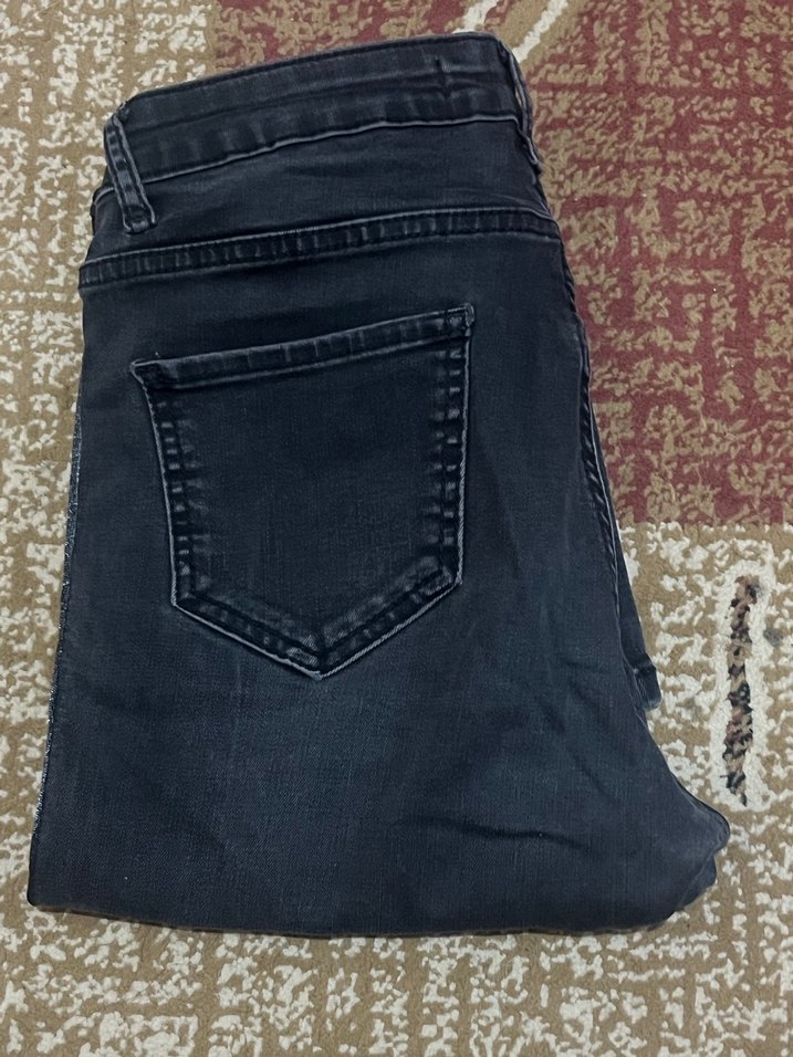 Esnek kasın jean - Görsel 3