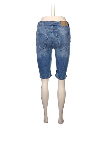 38 Beden H&M Bermuda / Kapri %70 İndirimli.