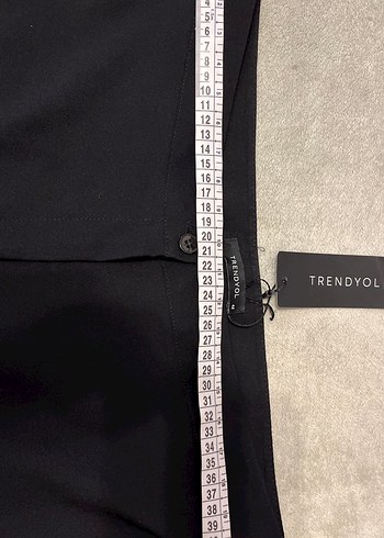 Düğmeli Siyah Kadın Kumaş Pantolon - Görsel 3