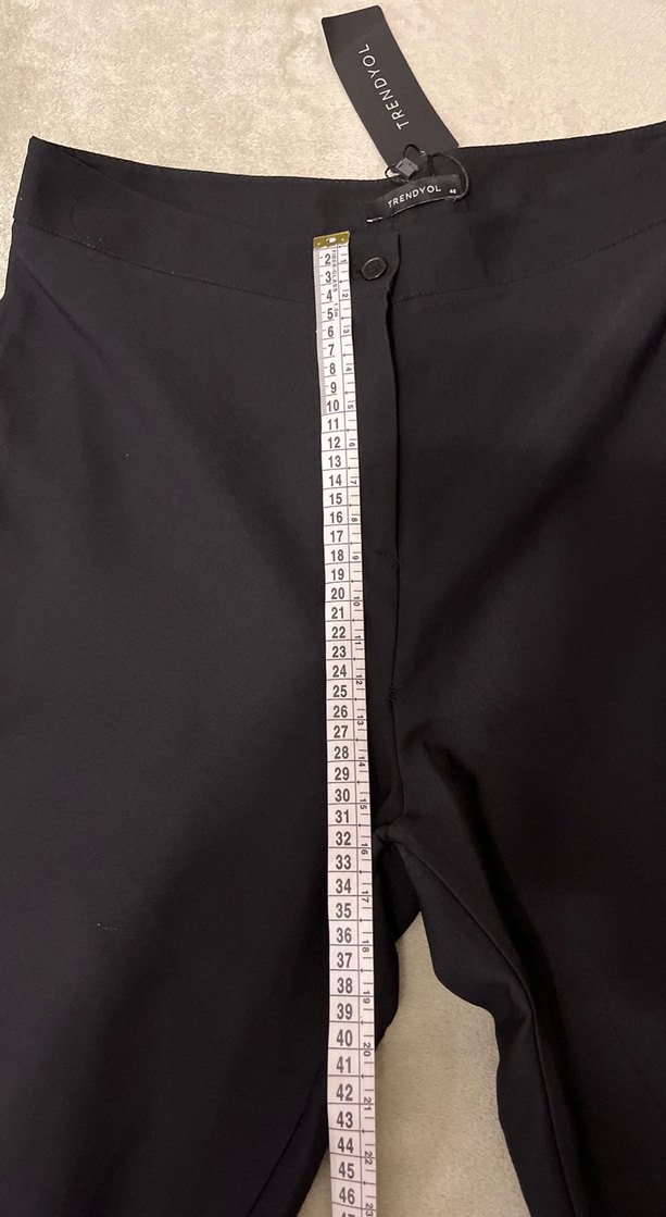 Düğmeli Siyah Kadın Kumaş Pantolon - Görsel 4