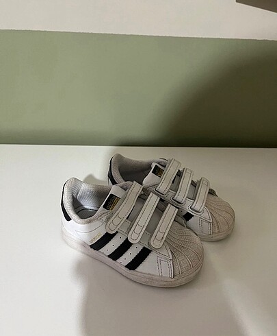 22 Beden Adidas süperstar
