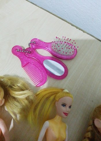 Pembe Elbiseli Bebek ve Aksesuarları - Görsel 3