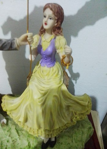 Renkli Bej Figürin Çift Heykeli - Görsel 2