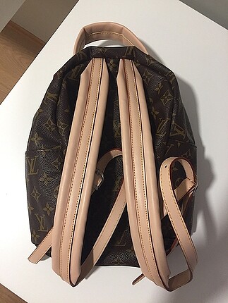 Louis Vuitton çanta