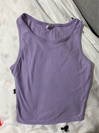 Lila crop