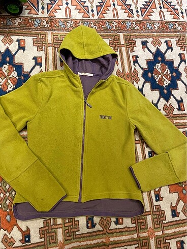 Zara Mango Bershka Stradivariu Polar Sweatshirt