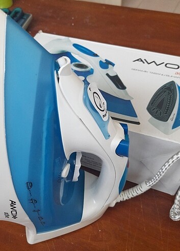 Ütü awox active