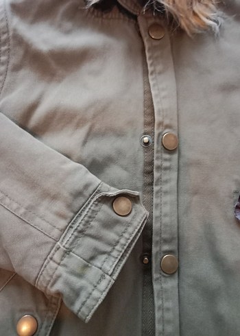 Haki Kapüşonlu Kürk Detaylı Kız Mont - Görsel 6