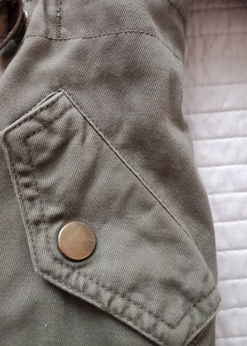 Haki Kapüşonlu Kürk Detaylı Kız Mont - Görsel 5