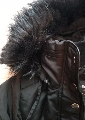 Siyah Kürklü Kadın Kışlık Mont - Görsel 6