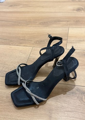 Siyah Yılan Desenli Stiletto Topuklu Kadın Ayakkabı - Görsel 2
