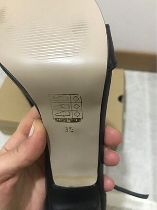 35 Beden Bantlı ayakkabı