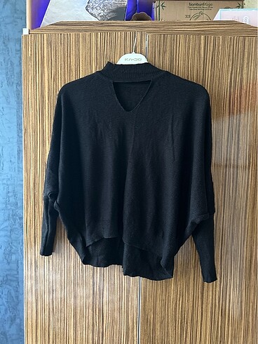 Zara İnce kazak ön detaylı