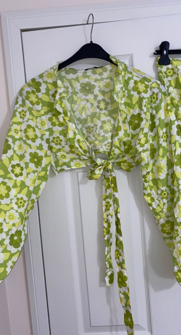 Yeşil Çiçek Desenli Mini etek ve bolero - Görsel 3