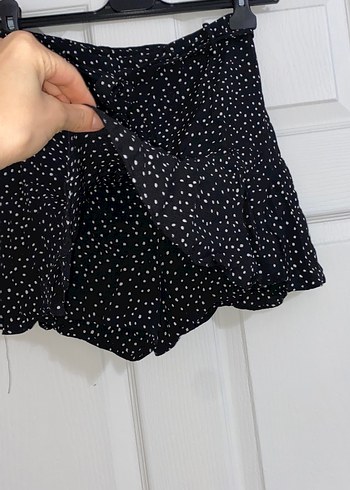s Beden Zara Puantiyeli Fırfırlı Mini şort etek