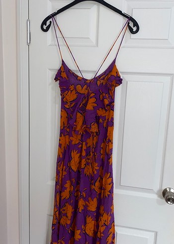 Mor Çiçek Desenli Uzun Askılı Elbise - Görsel 3