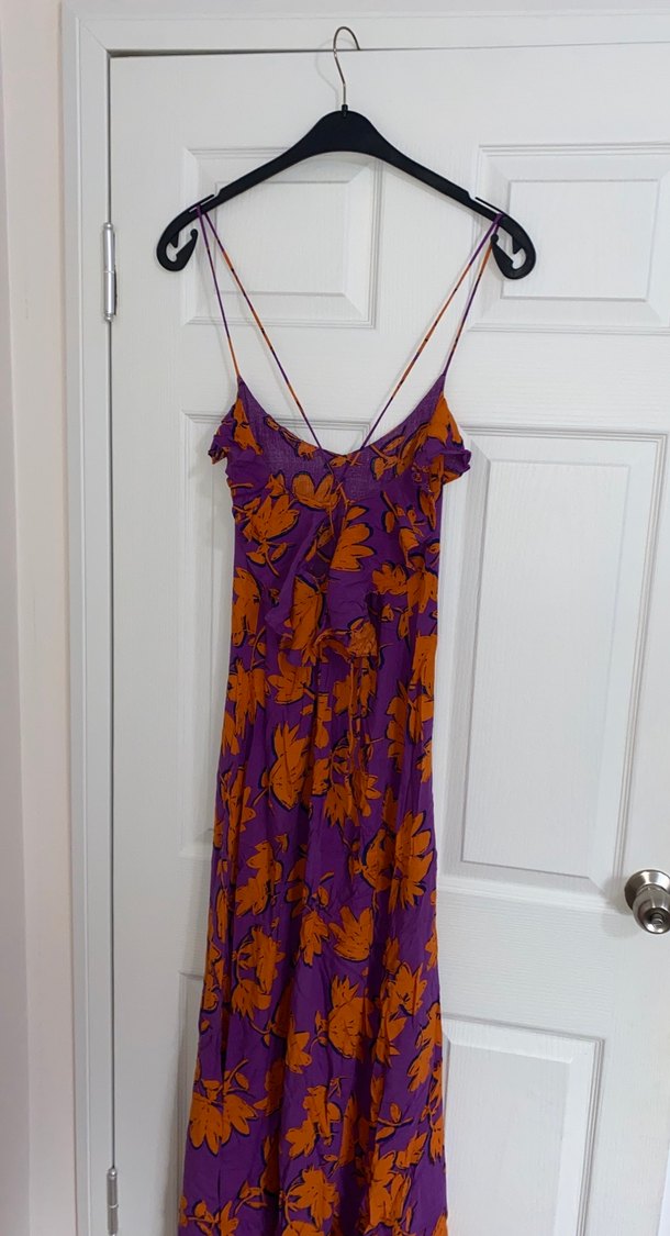 Mor Çiçek Desenli Uzun Askılı Elbise - Görsel 3