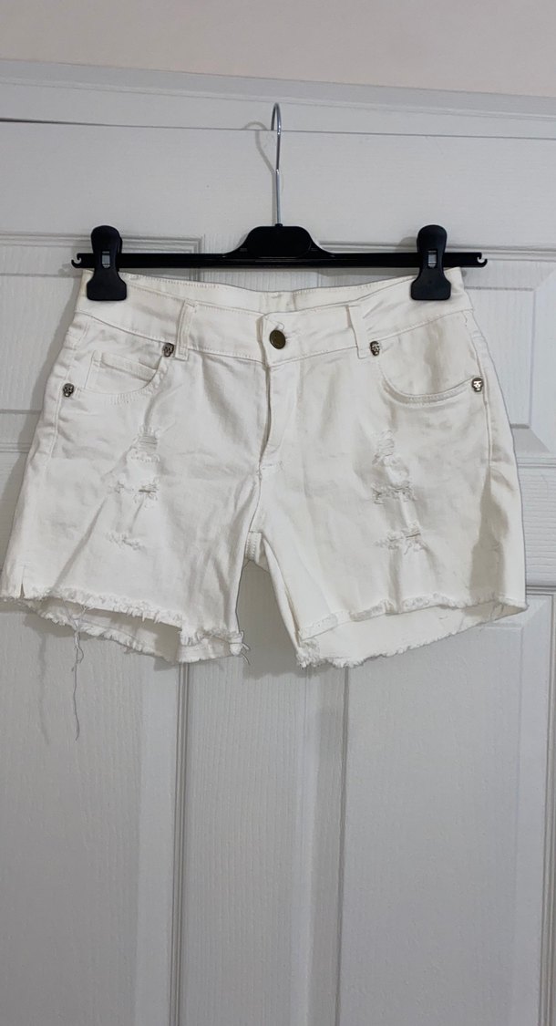 Beyaz Rahat Kesim Mini  Şort - Görsel 2