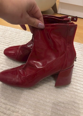 Parlak Kırmızı Deri Kadın Botlar - Görsel 2