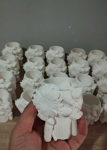 Renkli Kar Temalı Ev Figürinleri - Görsel 3