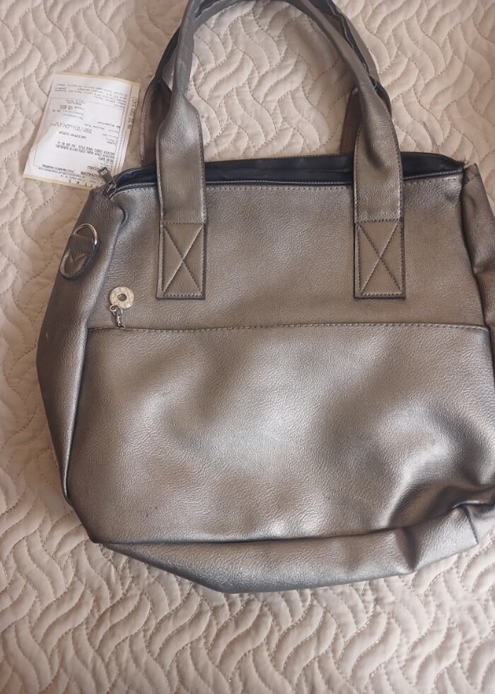 Parlak gri canta  - Görsel 3