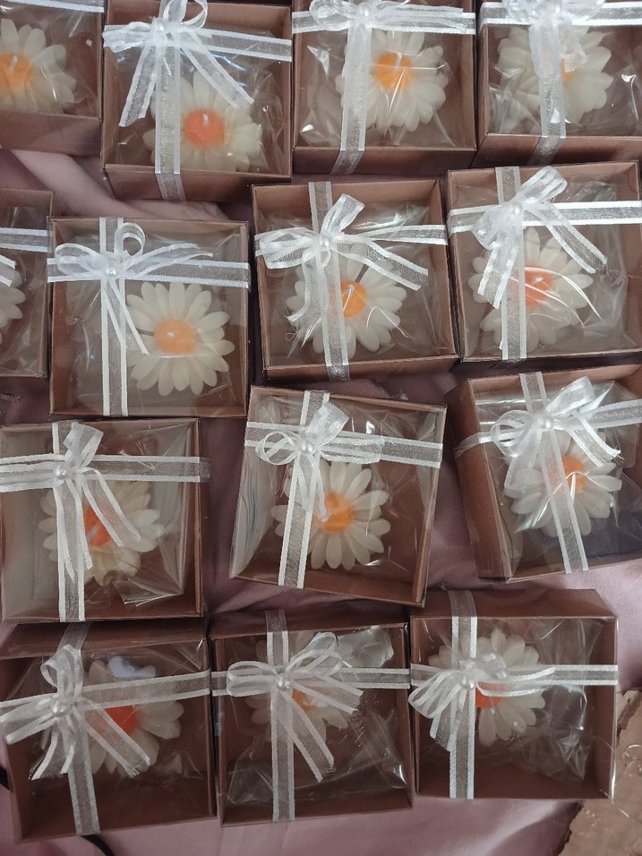 Çiçek Şeklinde Renkli Mum Seti - Görsel 4